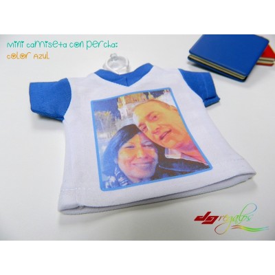 Mini Camiseta con percha