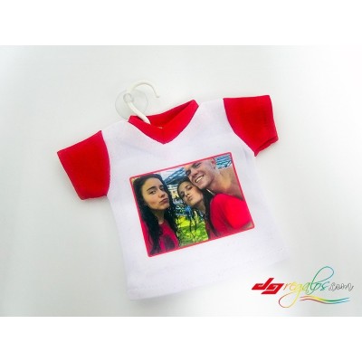 Mini Camiseta con percha
